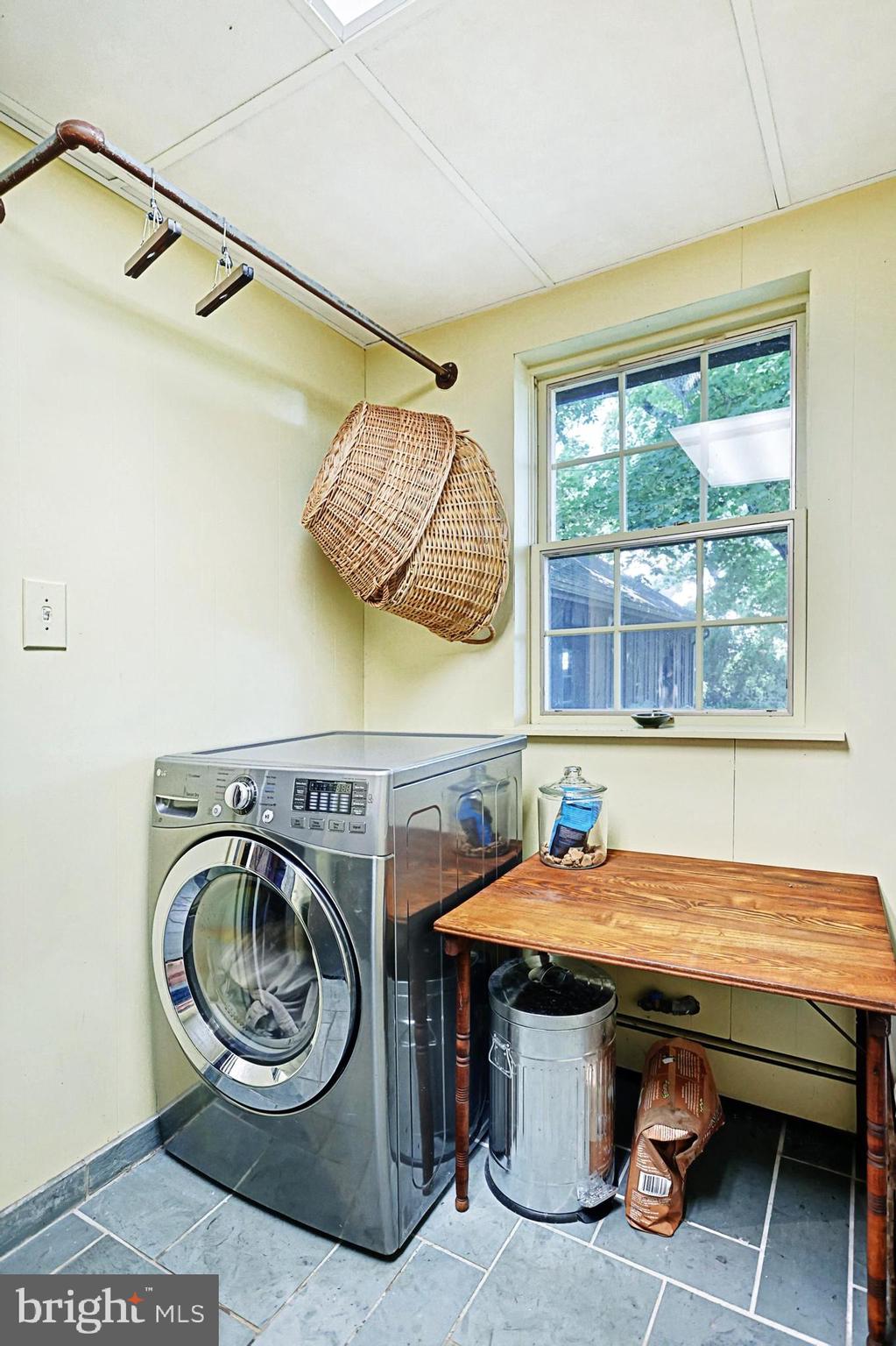 1294 Carlisle Road Aspers, PA 17304 - Photo 72 of 125 Laundry