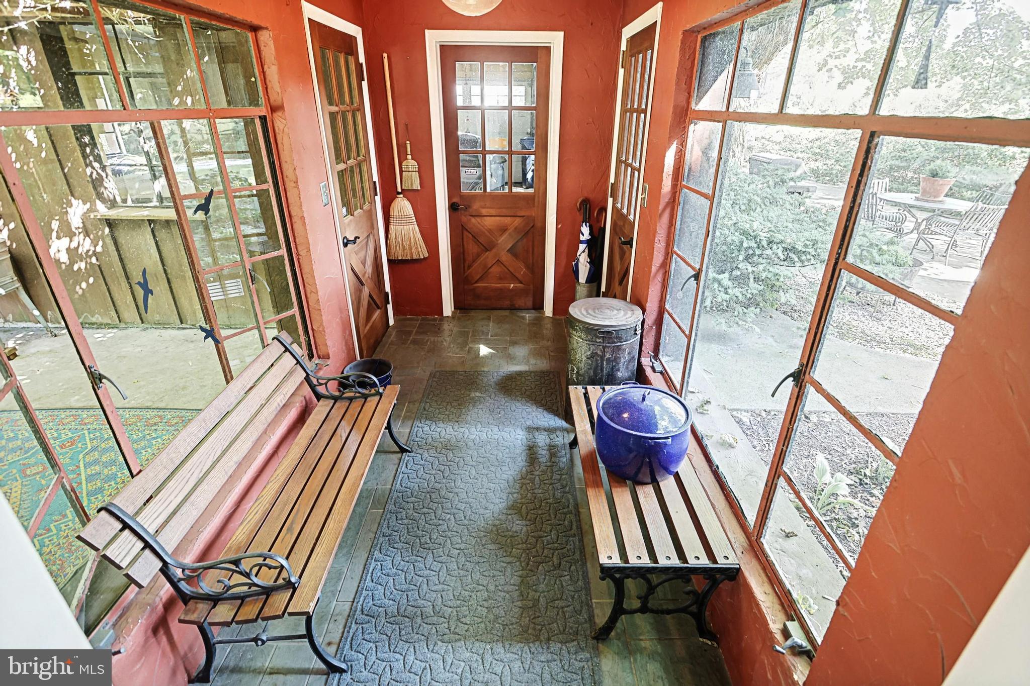 1294 Carlisle Road Aspers, PA 17304 - Photo 74 of 125 Breezeway