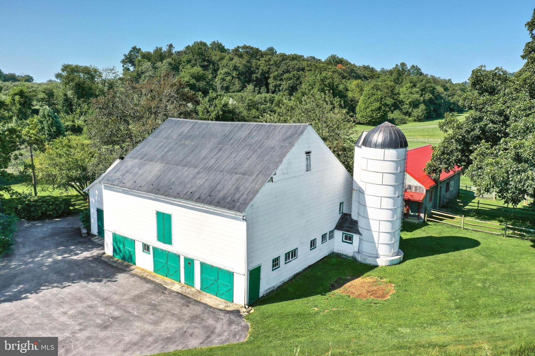 1294 Carlisle Road Aspers, PA 17304 - Photo 94 of 125 Bank Barn & Silo
