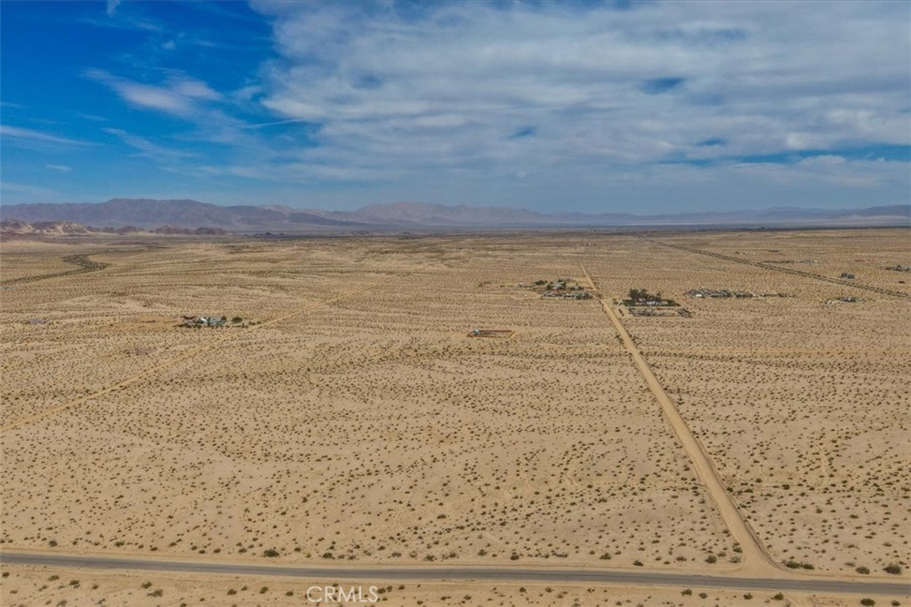101 Diamond Bar Road Twentynine Palms, CA 92277 - Photo 11 of 25 a view of beach and ocean