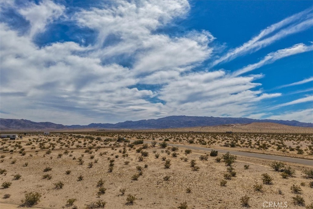 101 Diamond Bar Road Twentynine Palms, CA 92277 - Photo 7 of 25 a view of a large building