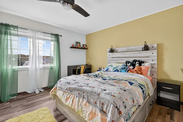 $420,000 | 336 Oak Hill Court, Antioch, IL 60002