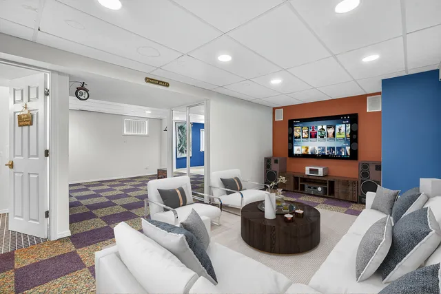 $420,000 | 336 Oak Hill Court, Antioch, IL 60002