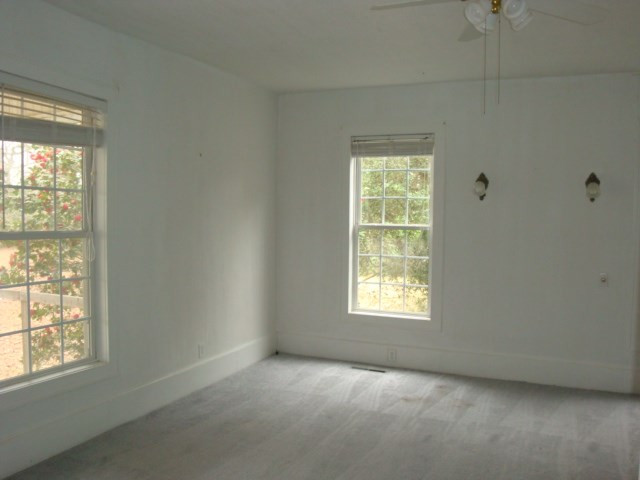 5717 St Charles Road Mayesville, SC 29104 - Photo 2 of 16 Gallery Image 2