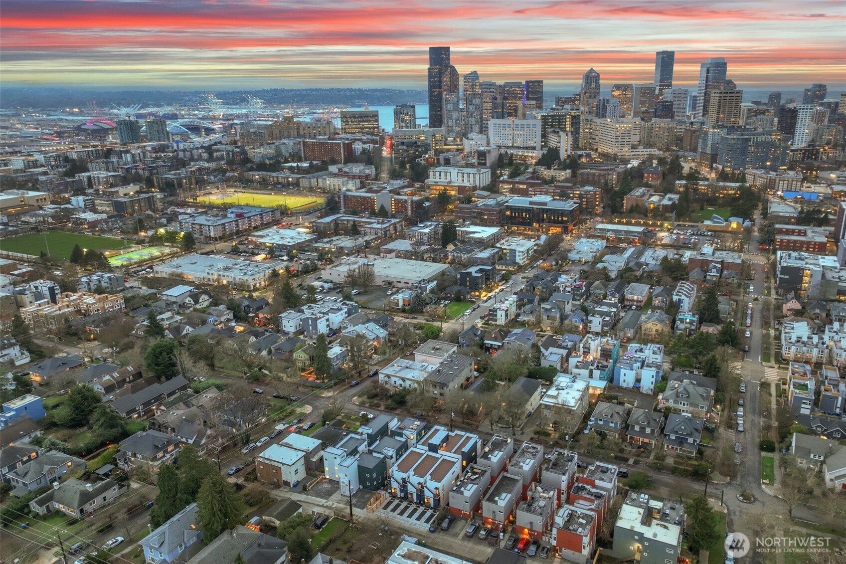 910 15th Avenue Seattle, WA 98122 - Photo 30 of 35 a view of a city