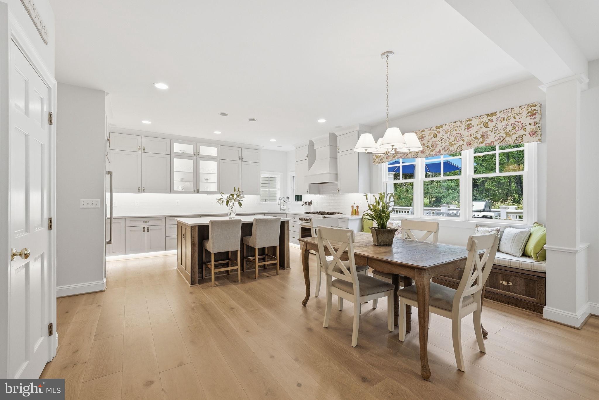 2608 Hunter Mill Road Oakton, VA 22124 - Photo 3 of 50