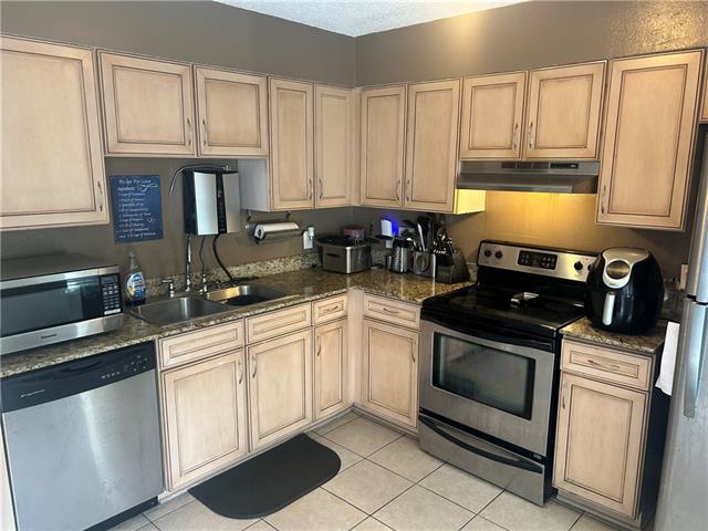 135 Kingspoint Boulevard, Unit 135 Slidell, LA 70461 - Photo 4 of 7