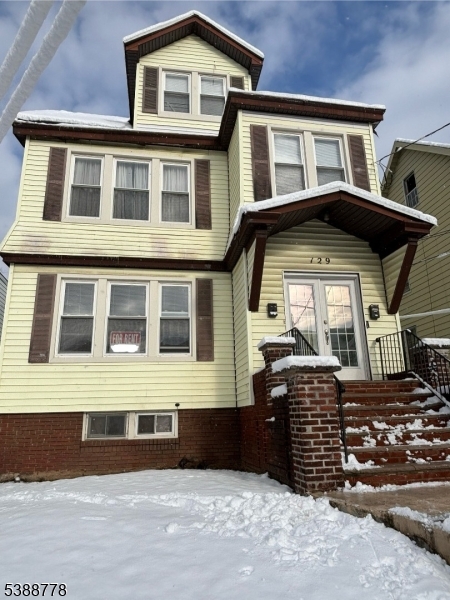 129 Grumman Avenue, Unit 2 Newark, NJ 07112 - Photo 1 of 7