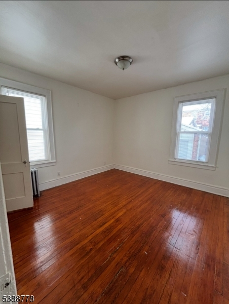 129 Grumman Avenue, Unit 2 Newark, NJ 07112 - Photo 4 of 7