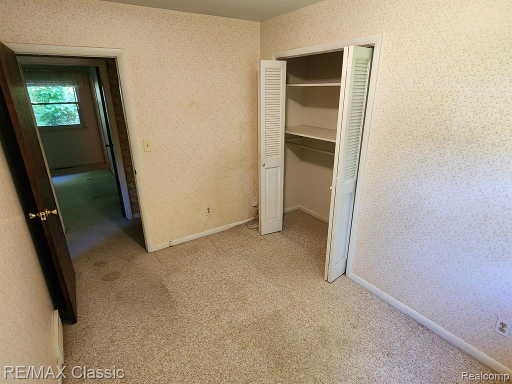 4121 Edmore Road Waterford, MI 48329 - Photo 26 of 53