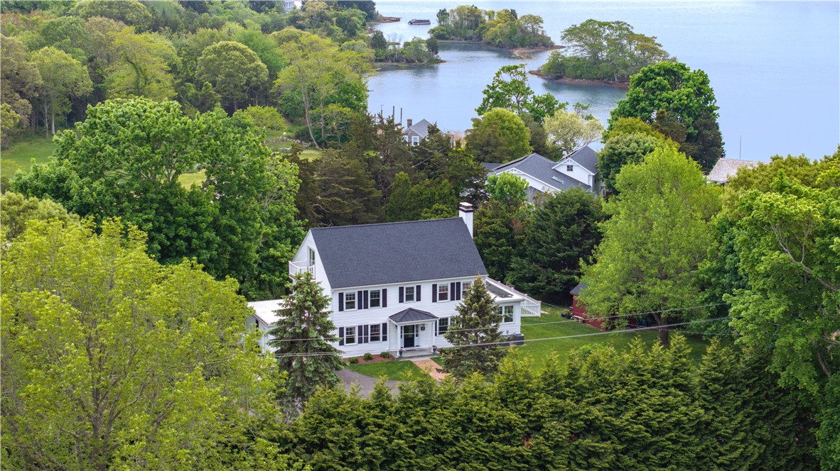 229 Shore Road Westerly, RI 02891 - Photo 3 of 40