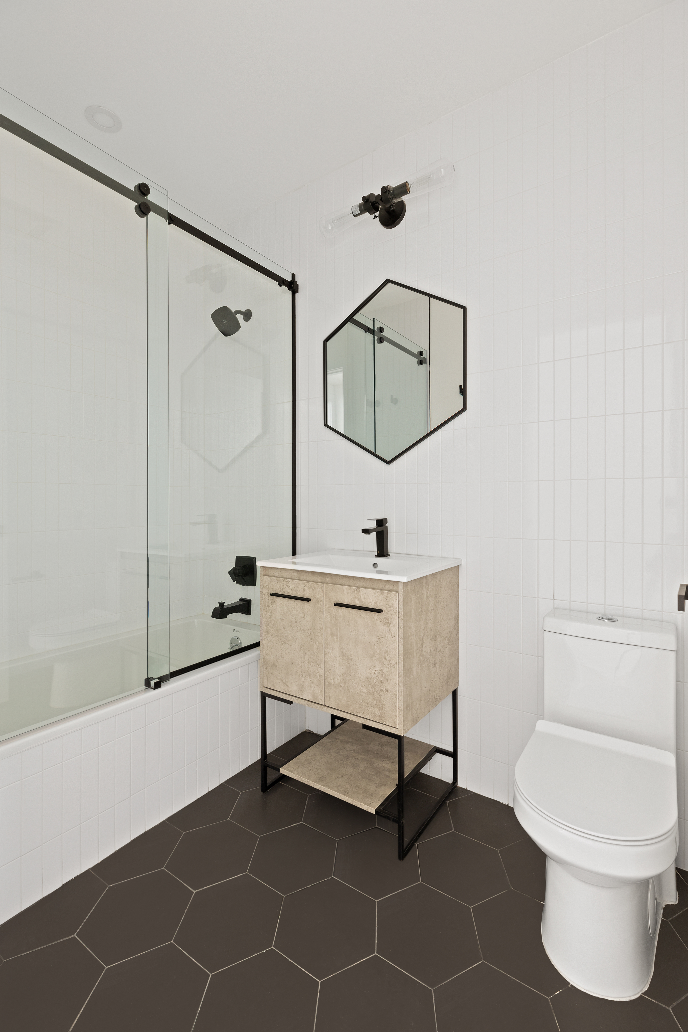 1109 Halsey Street, Unit 1A Brooklyn, NY 11207 - Photo 5 of 11