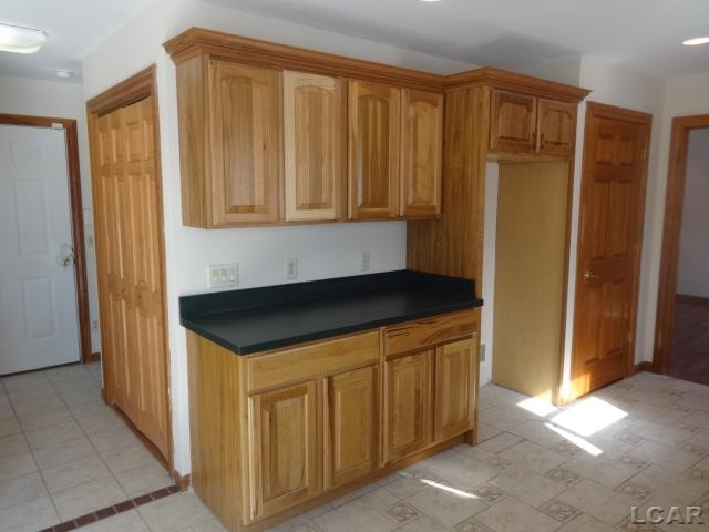 11199 Preston Road Britton, MI 49229 - Photo 4 of 29 31231245-3.JPG