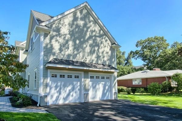 14 Wellington Road Winchester, MA 01890 - Photo 3 of 30 Gallery Image 3