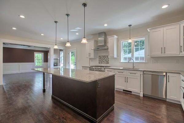 14 Wellington Road Winchester, MA 01890 - Photo 8 of 30 Gallery Image 8