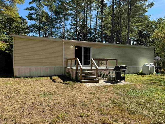 $139,000 | 27 Butternut Lane, Tamworth, NH 03886