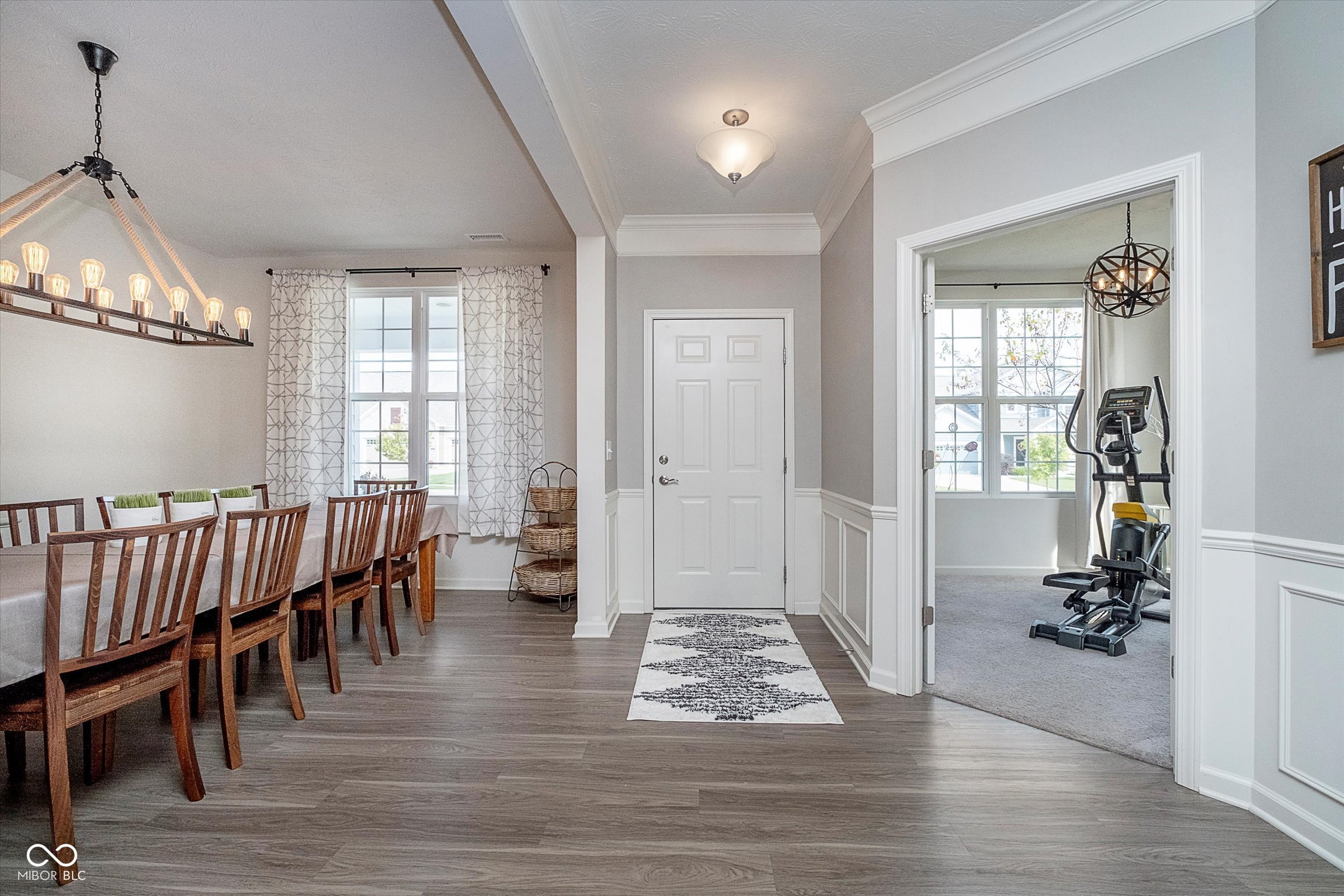 13380 Fielding Way Fishers, IN 46037 - Photo 3 of 45 Gallery Image 3