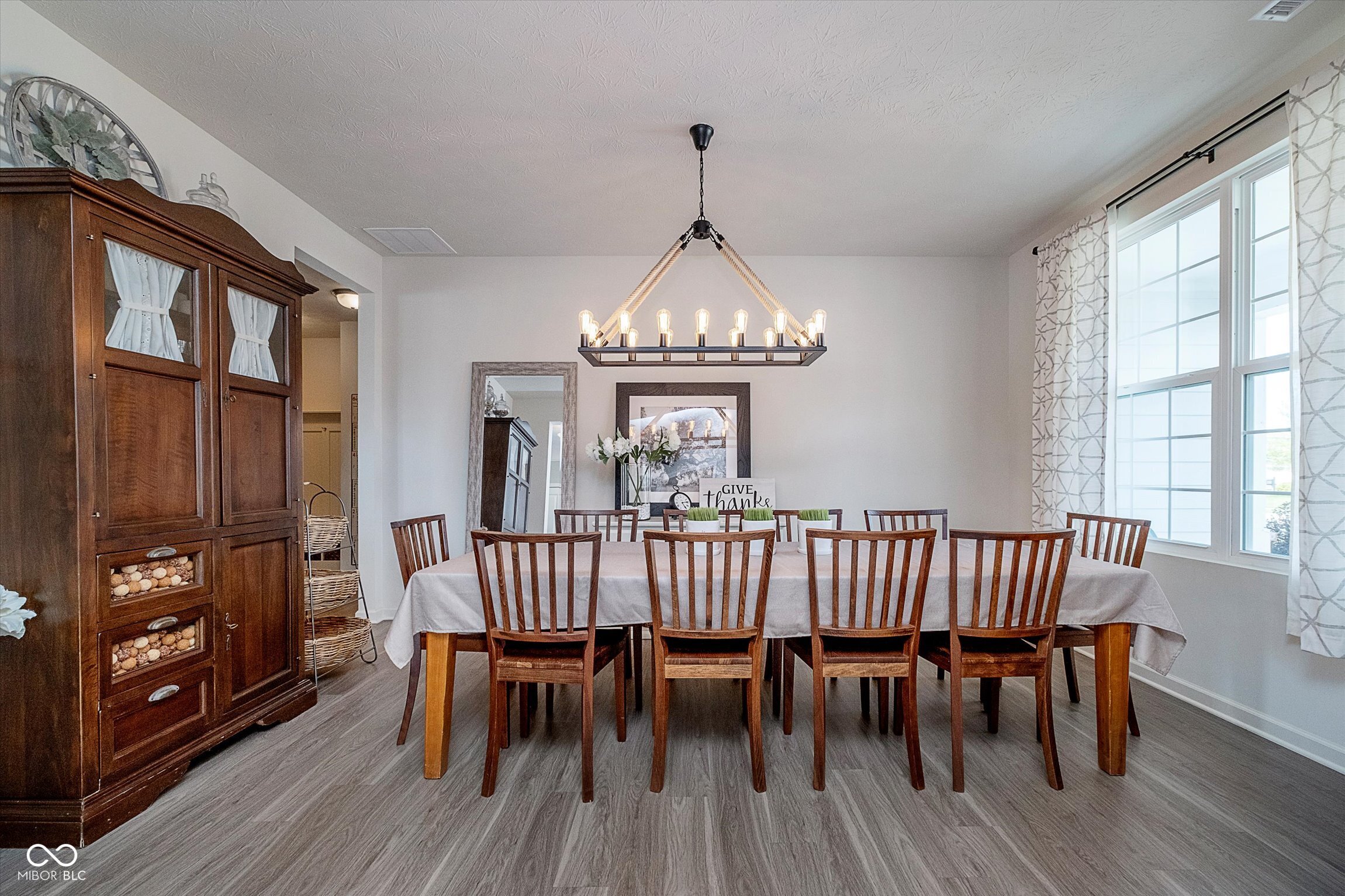 13380 Fielding Way Fishers, IN 46037 - Photo 5 of 45 Gallery Image 5