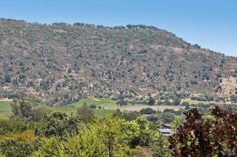 $1,685,000 | 21725 Burndale Road, Sonoma, CA 95476