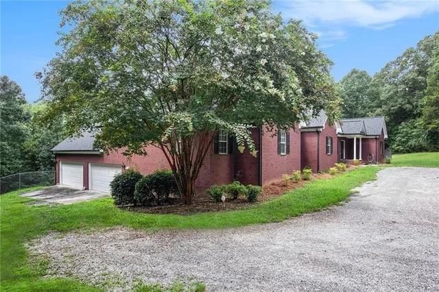 $700,000 | 1771 Leon Ellis Road, Hull, GA 30646