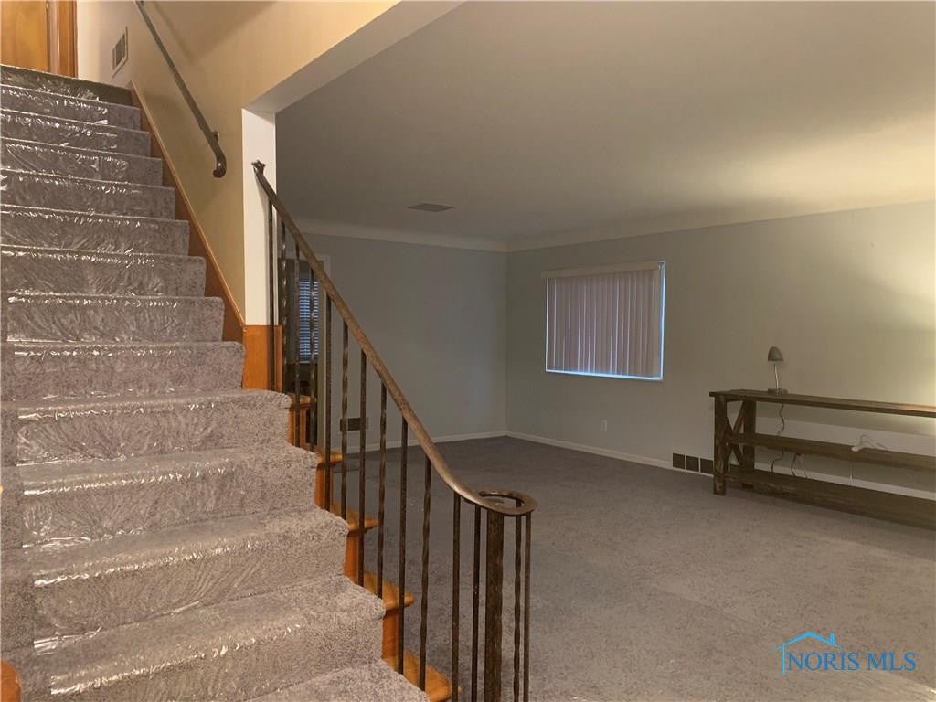 2404 Secor Road Toledo, OH 43606 - Photo 3 of 25 Gallery Image 3