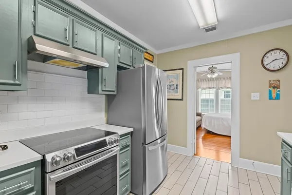 $2,000 | 705 Wood Street, Rockport, TX 78382