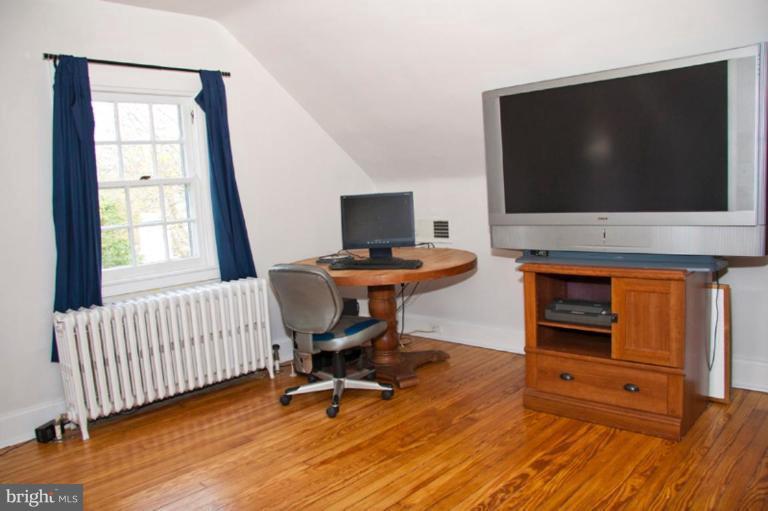 400 Woodlawn Road Baltimore, MD 21210 - Photo 20 of 30 Bedroom #5