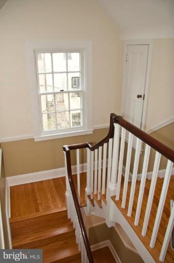 400 Woodlawn Road Baltimore, MD 21210 - Photo 23 of 30 Hallway