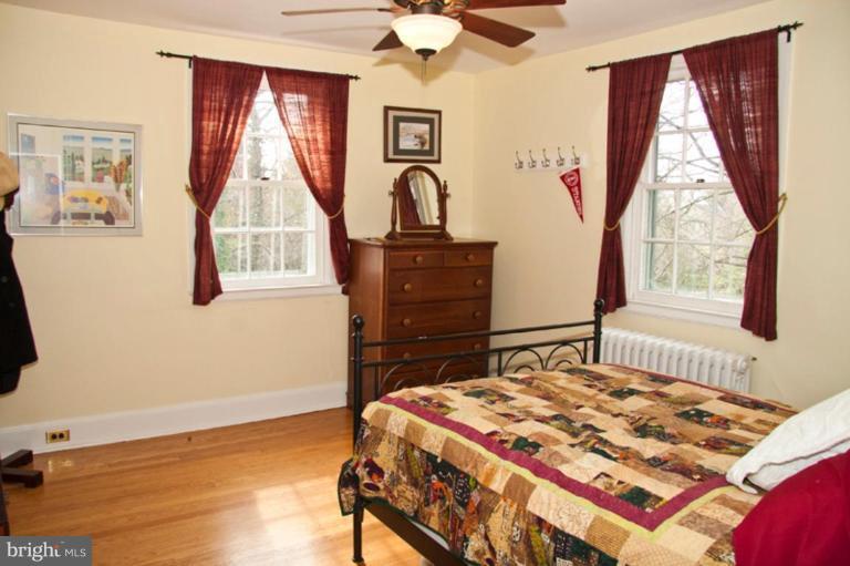 400 Woodlawn Road Baltimore, MD 21210 - Photo 5 of 30 Bedroom #3