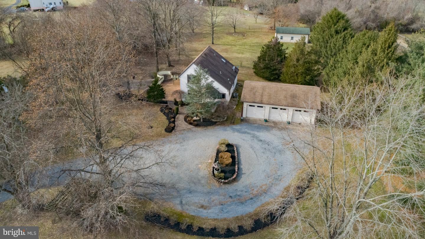 164 Chesterfield Georgetown Road Chesterfield, NJ 08515 - Photo 2 of 33