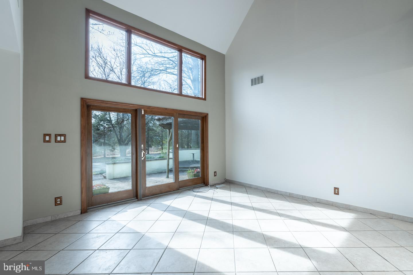 164 Chesterfield Georgetown Road Chesterfield, NJ 08515 - Photo 7 of 33