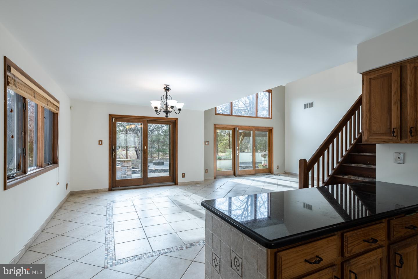 164 Chesterfield Georgetown Road Chesterfield, NJ 08515 - Photo 9 of 33