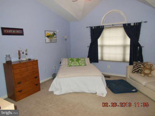 3020 South Glebe Road Arlington, VA 22206 - Photo 15 of 16 Bedroom (Master)