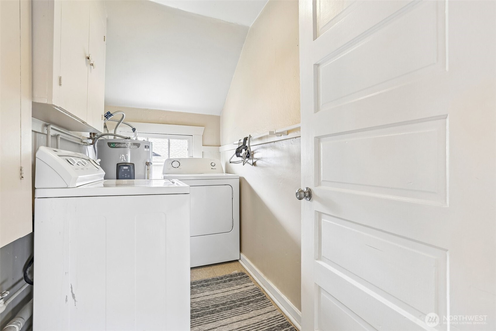 315 Northeast 65th Street Seattle, WA 98115 - Photo 23 of 31