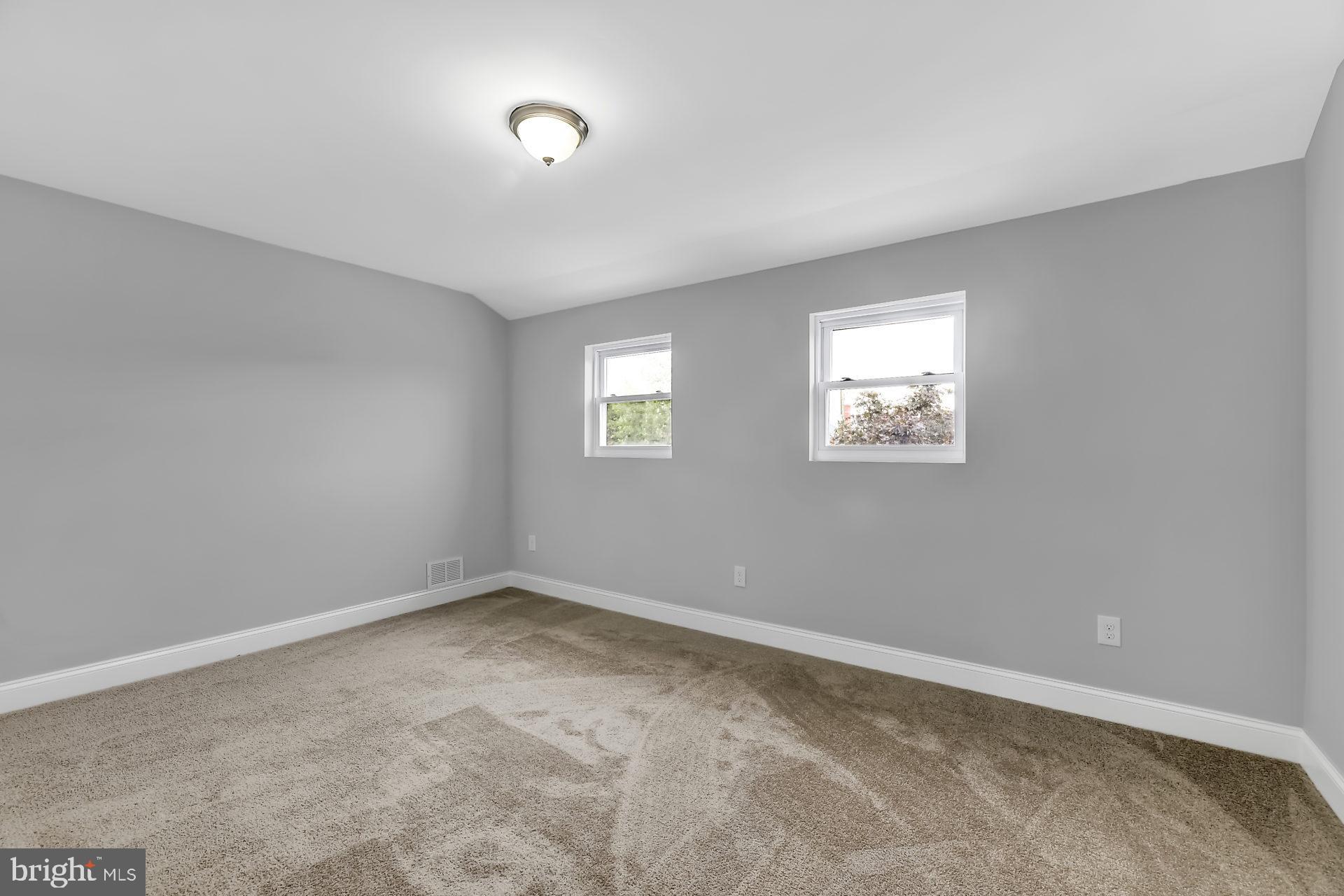 1904 Inverton Road Baltimore, MD 21222 - Photo 17 of 26