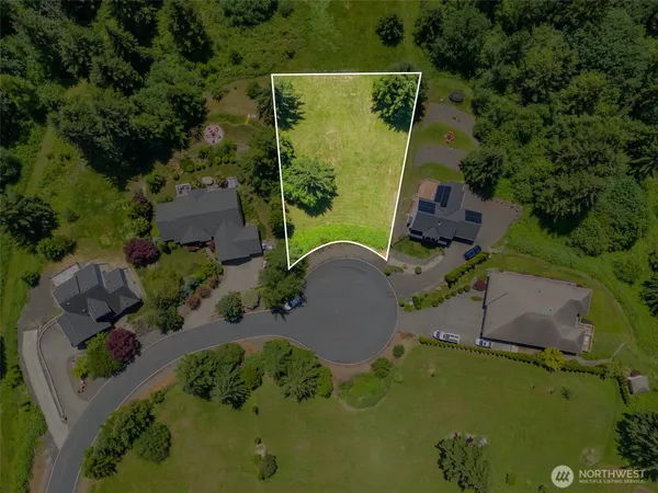 an aerial view of a house having outdoor space
