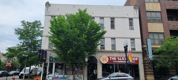 $1,750 | 930 West Belmont Avenue, Unit 203, Chicago, IL 60657