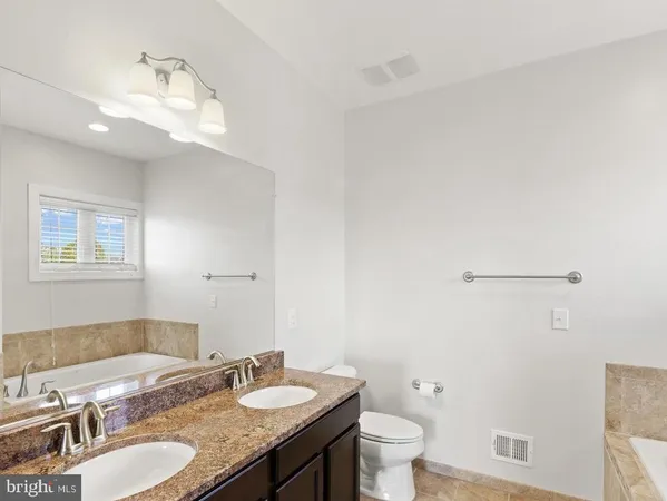$4,000 | 572 Marina Landing Lane, Woodbridge, VA 22191