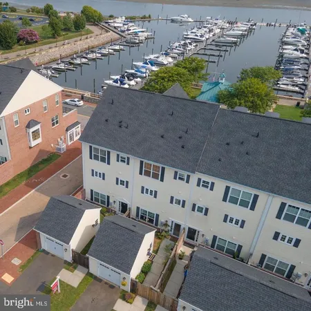 $4,000 | 572 Marina Landing Lane, Woodbridge, VA 22191
