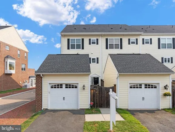 $4,000 | 572 Marina Landing Lane, Woodbridge, VA 22191