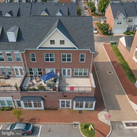 $4,000 | 572 Marina Landing Lane, Woodbridge, VA 22191