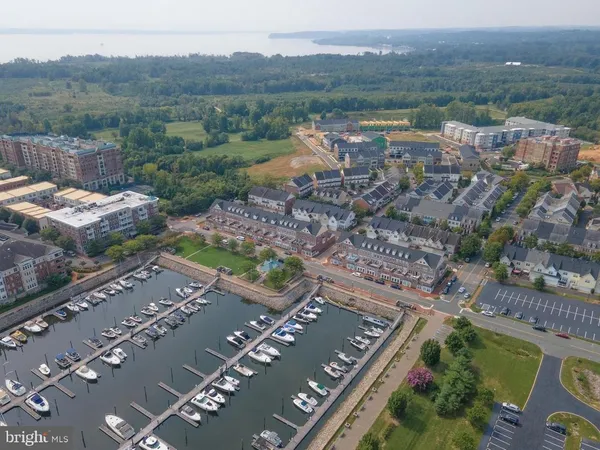 $4,000 | 572 Marina Landing Lane, Woodbridge, VA 22191