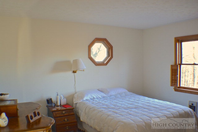 118 Grapevine Circle Boone, NC 28607 - Photo 12 of 30 Gallery Image 12