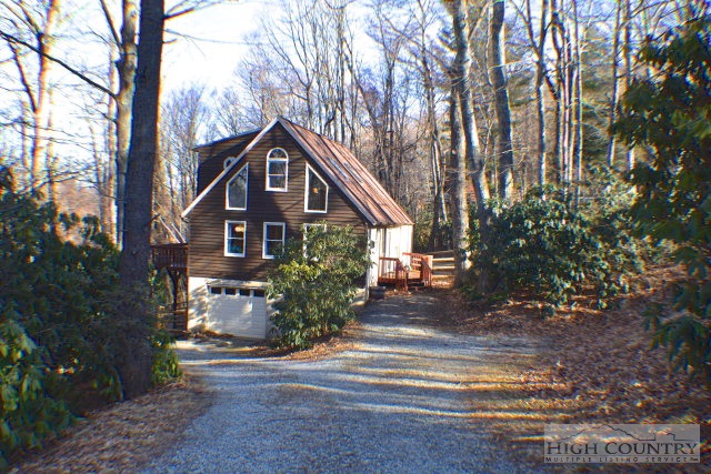 118 Grapevine Circle Boone, NC 28607 - Photo 2 of 30 Gallery Image 2