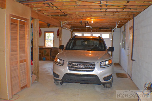 118 Grapevine Circle Boone, NC 28607 - Photo 21 of 30 Gallery Image 21