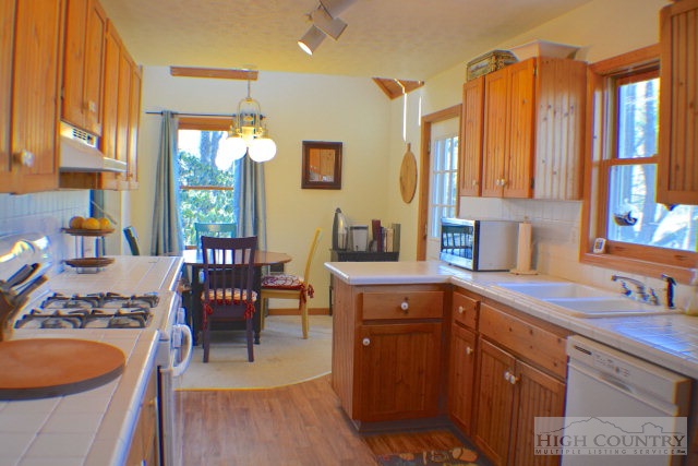118 Grapevine Circle Boone, NC 28607 - Photo 27 of 30 Gallery Image 27