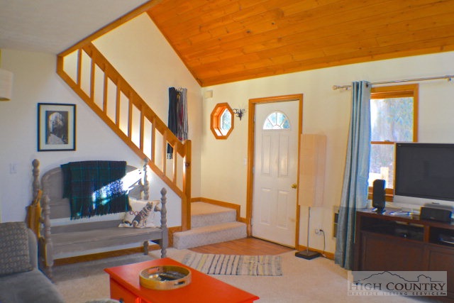 118 Grapevine Circle Boone, NC 28607 - Photo 4 of 30 Gallery Image 4