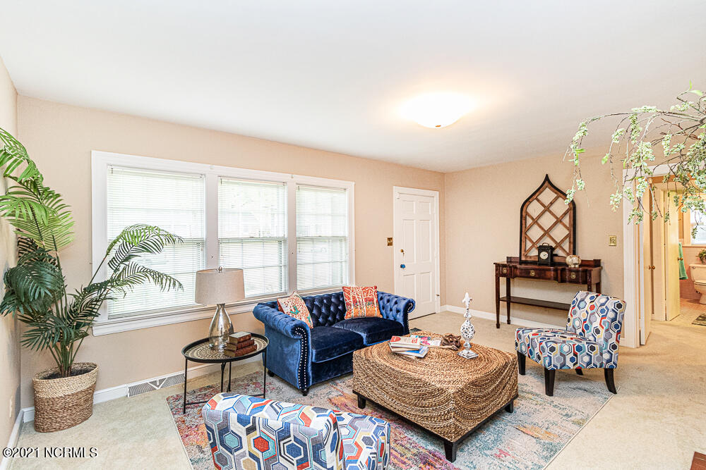 2712 Amherst Road Rocky Mount, NC 27804 - Photo 6 of 33 IMG_7527