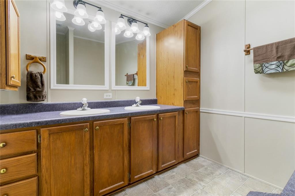 1577 Old Fort Road Fairview, NC 28730 - Photo 23 of 37 Gallery Image 23