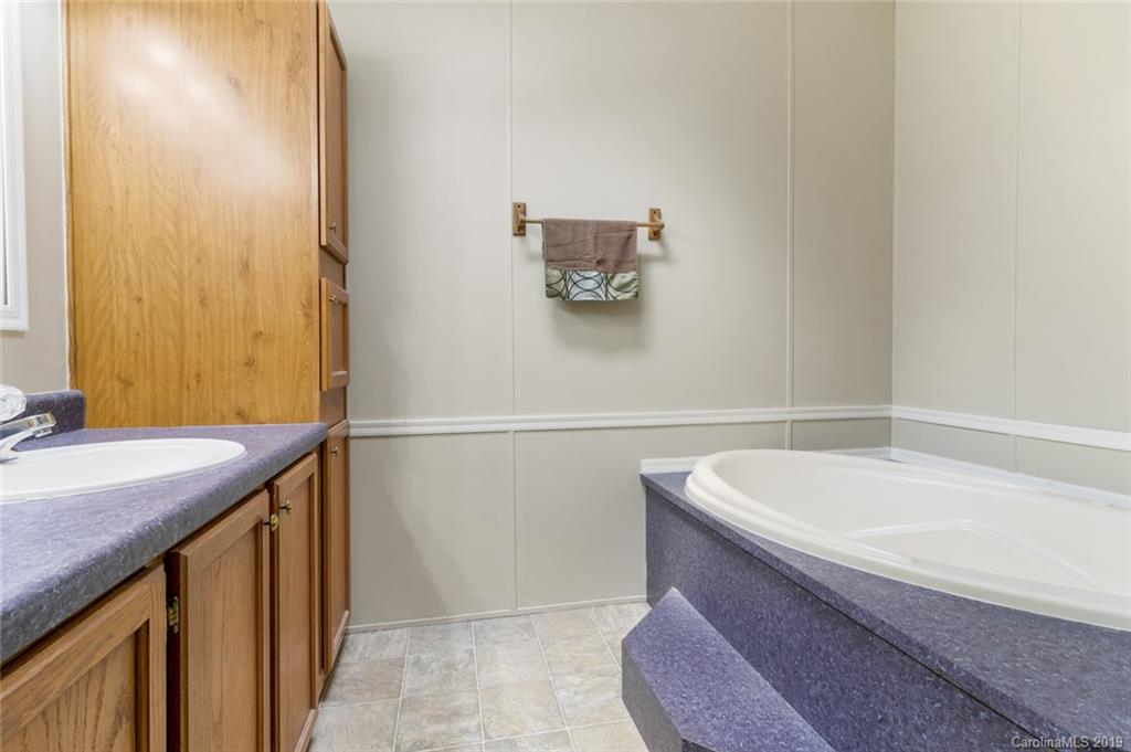 1577 Old Fort Road Fairview, NC 28730 - Photo 24 of 37 Gallery Image 24